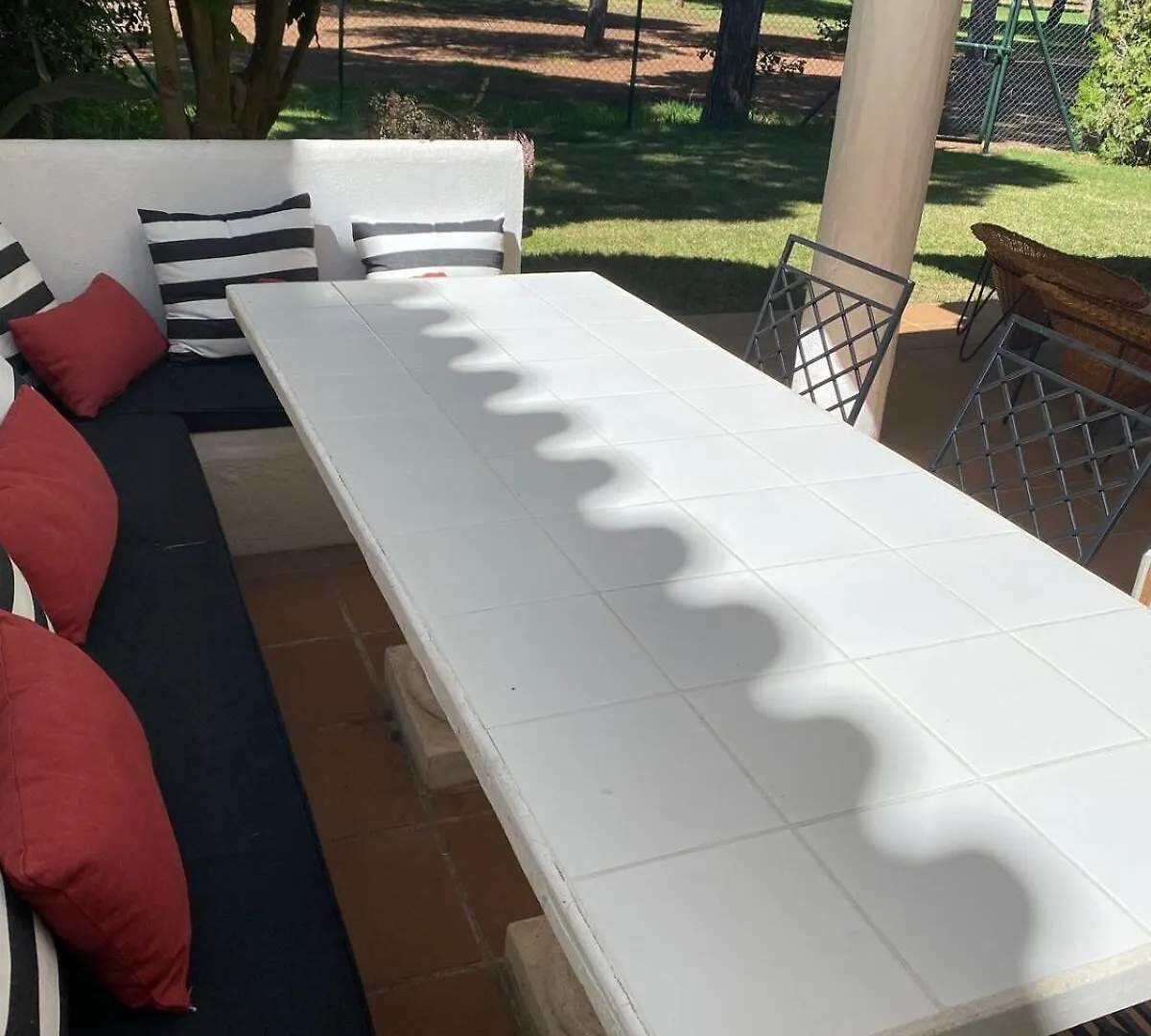 Chalet Individual Precioso Con Vistas Y Acceso Directo Al Golf De ノボ・サンクティ・ペトリ 別荘